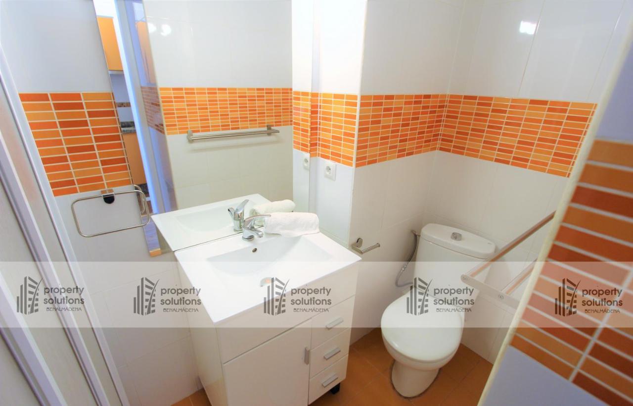 712 Iris Apartamentos - Vista Al Mar - A 10 Min De La Playa Caminando Y 5 Min Del Centro Бенальмадена Екстер'єр фото