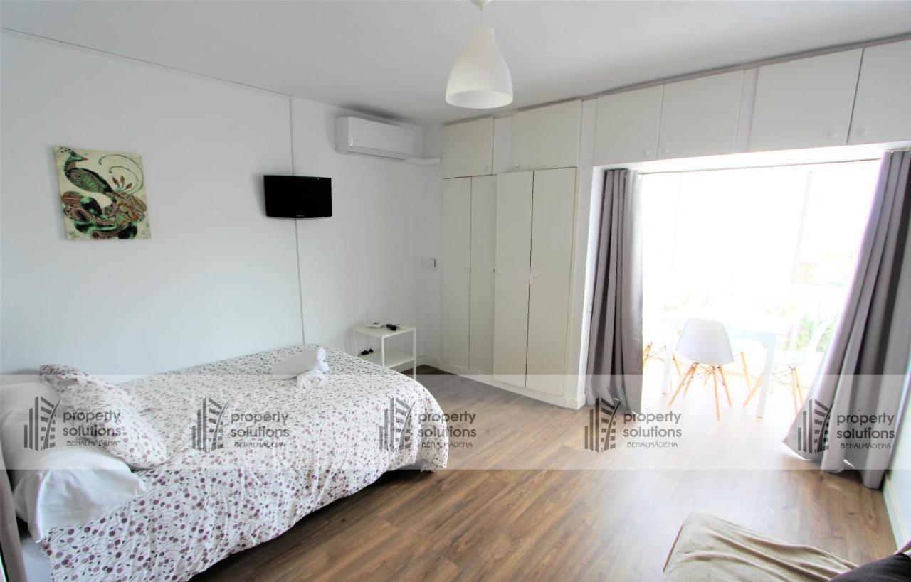 712 Iris Apartamentos - Vista Al Mar - A 10 Min De La Playa Caminando Y 5 Min Del Centro Бенальмадена Екстер'єр фото