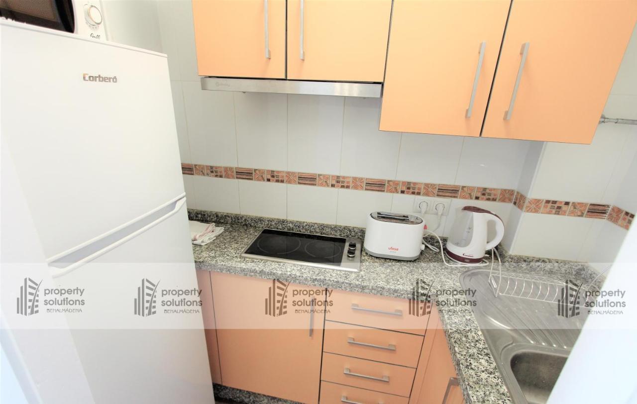 712 Iris Apartamentos - Vista Al Mar - A 10 Min De La Playa Caminando Y 5 Min Del Centro Бенальмадена Екстер'єр фото
